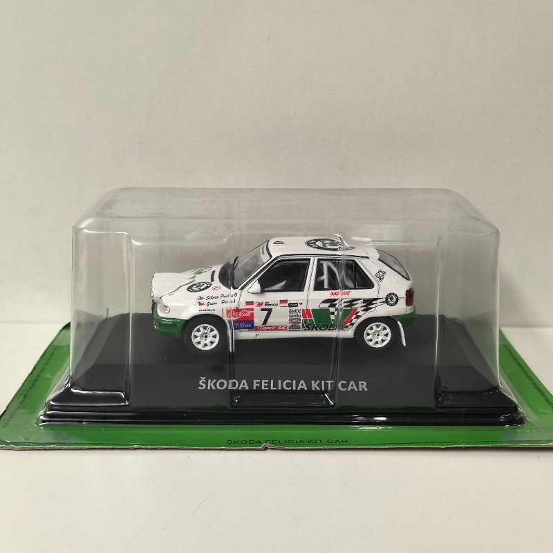 Model Kit Cars - Modèle miniature IXO à l'échelle 1:43