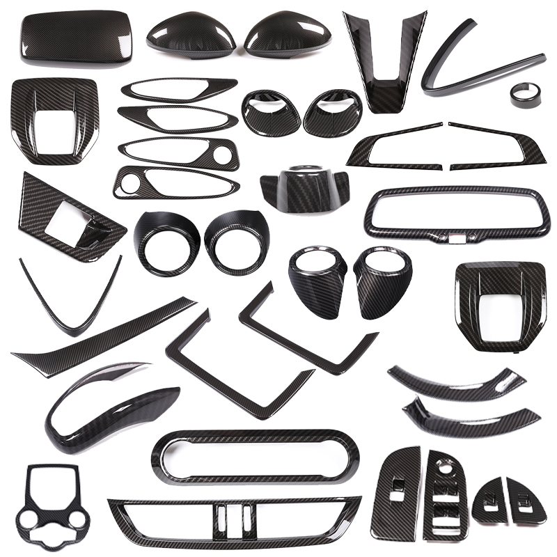 Model Kit Alfa Romeo - Kit intérieur en fibre de carbone