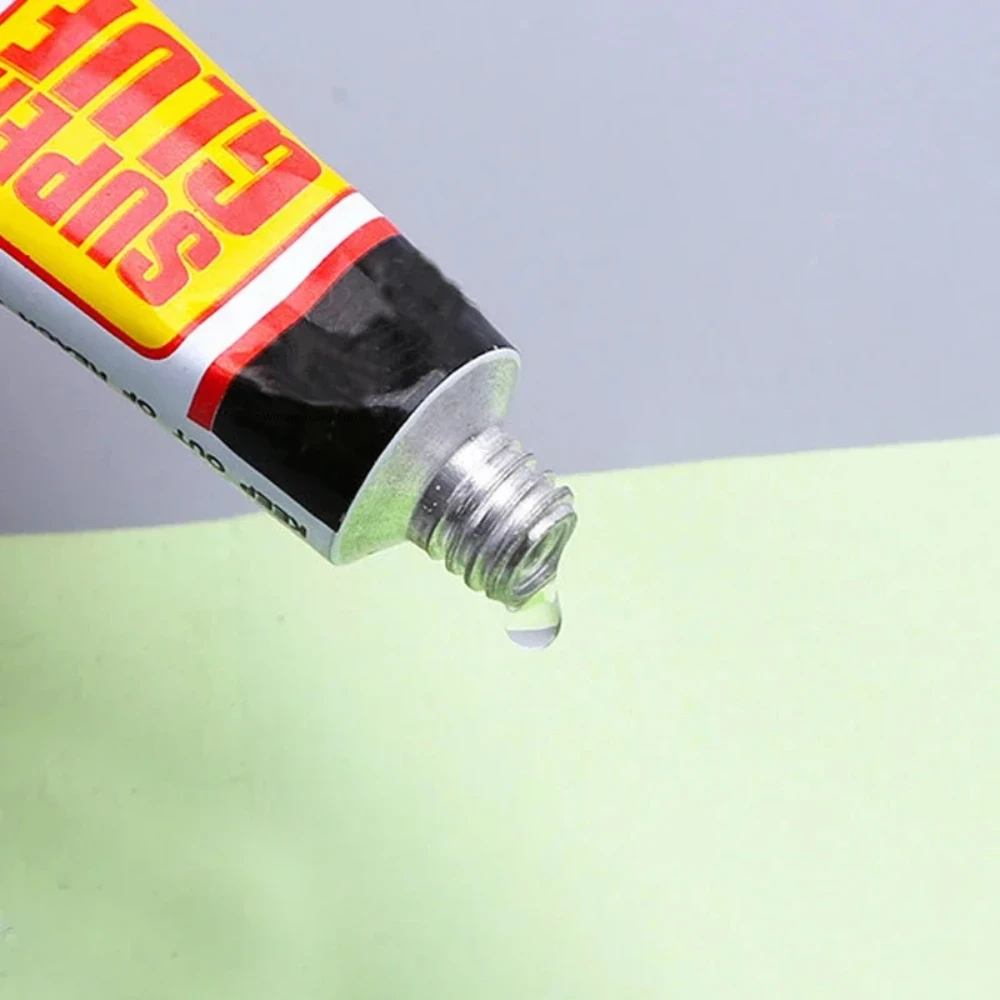 Résine époxy instantanée 502,  - Model Kit Glue avis et prix