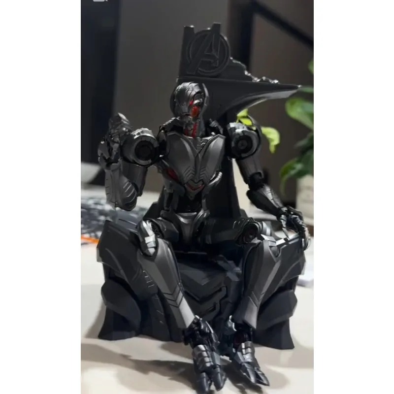 En stock Nouveau Kit de figuri - Model Kit Ultron avis et prix